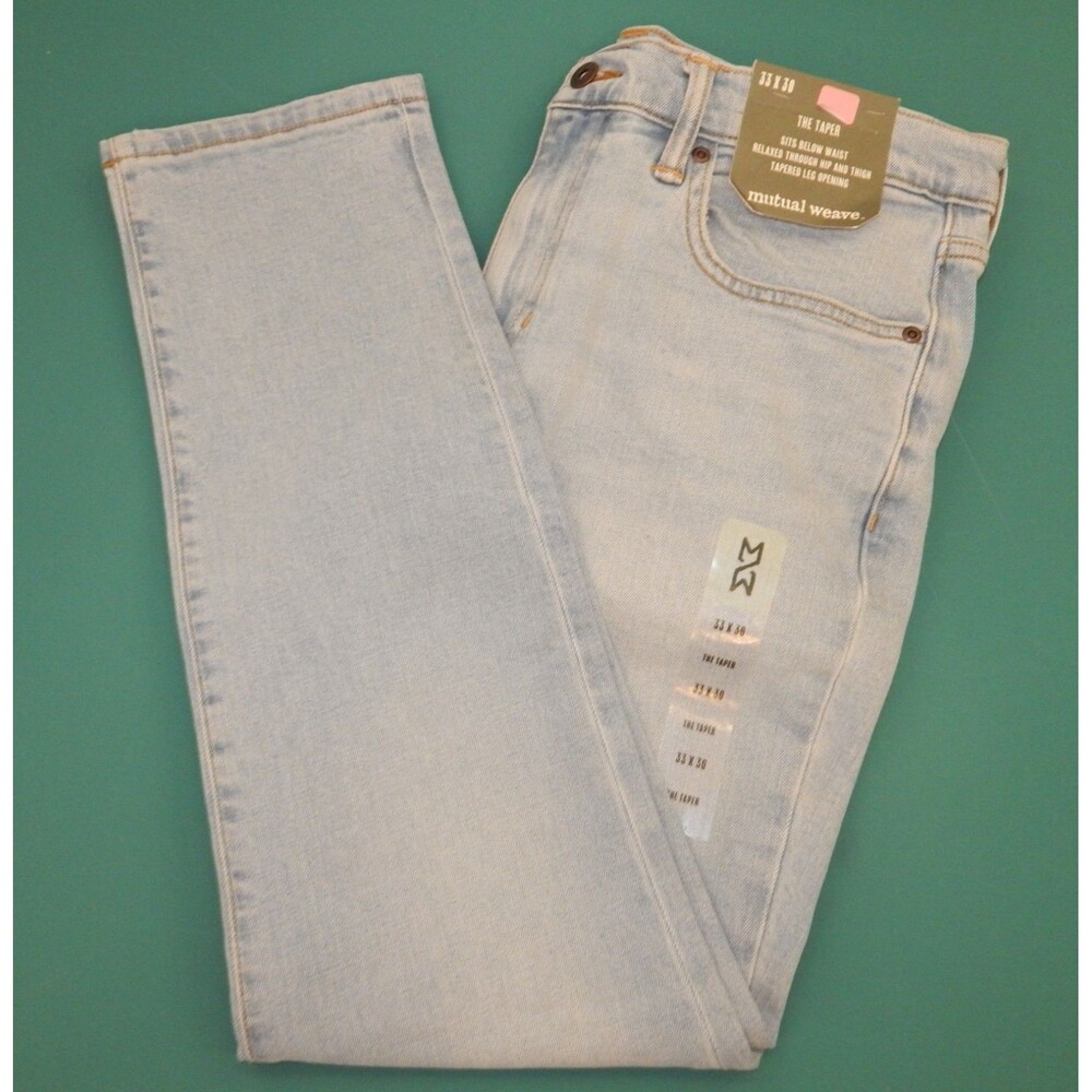 NWT Mutual Weave Jeans THE TAPER 33x30 Light Wash Distress Relaxed Hip & Thigh